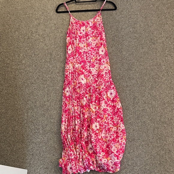 BB Dakota Dresses & Skirts - BB Dakota Pink Floral Maxi Dress